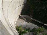 Barajul Vidraru, canalul de fuga