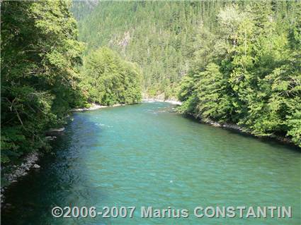 Skagit River la Newhalem