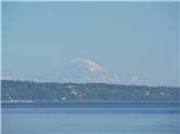 Mount Rainier de la Fort Casey