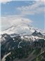 Mount Baker acoperit de nori