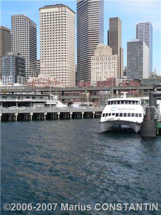 Water-Taxi-ul la Pier 50