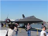 A12 Blackbird - pe USS Intrepid