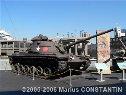 Un tanc Patton american in curtea muzeului